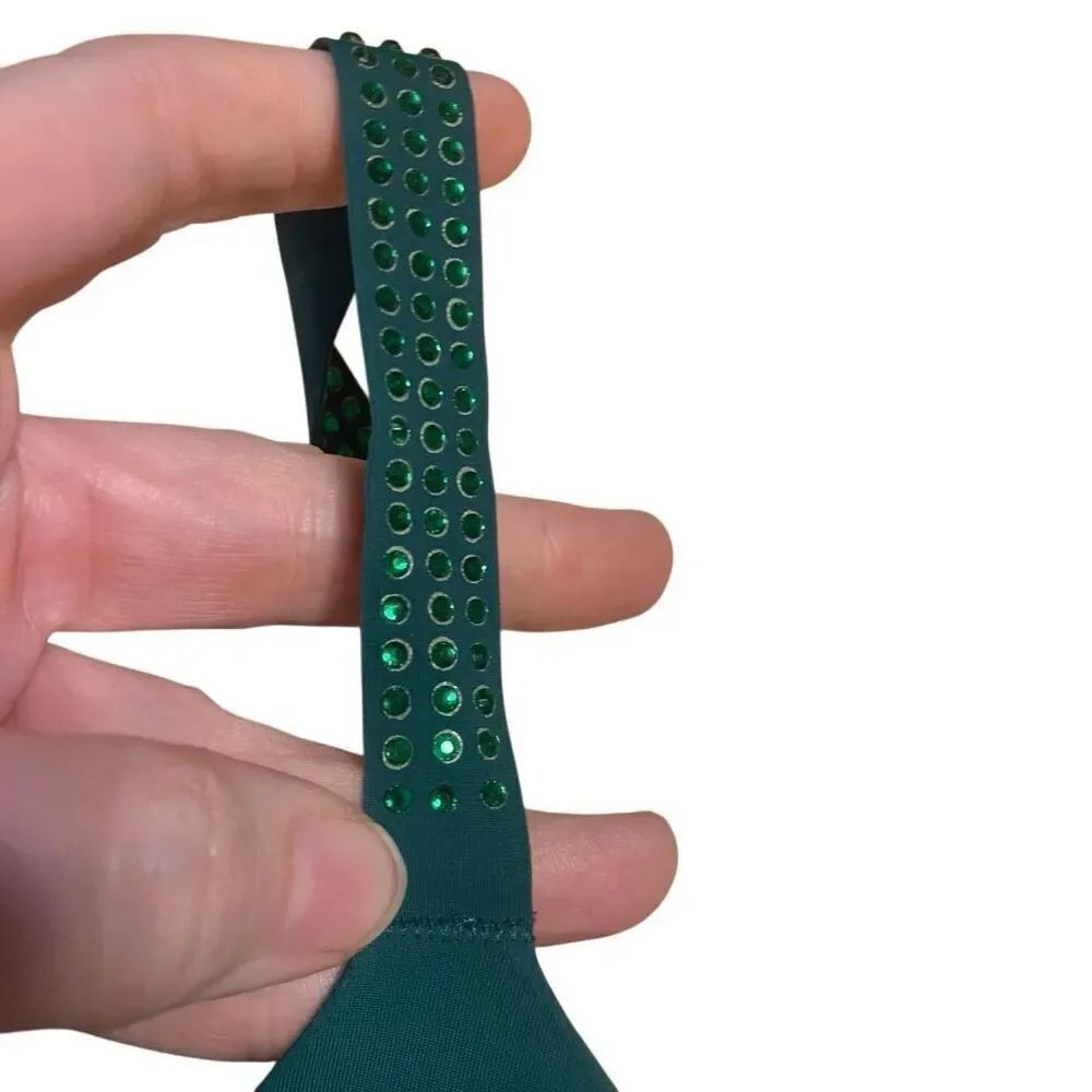 Victoria’s Secret green size 34C bra embellished straps - Picture 4 of 4